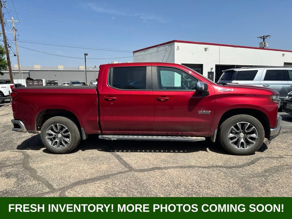 Used 2021 Chevrolet Silverado 1500 LT w/ Z71 Off-Road Package AWD/4WD image 2