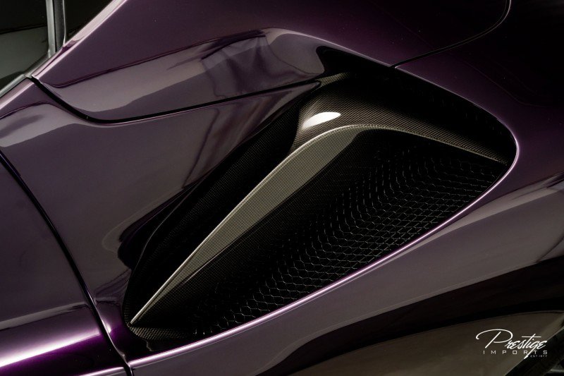 Used 2025 Ferrari SF90 Spider image 15