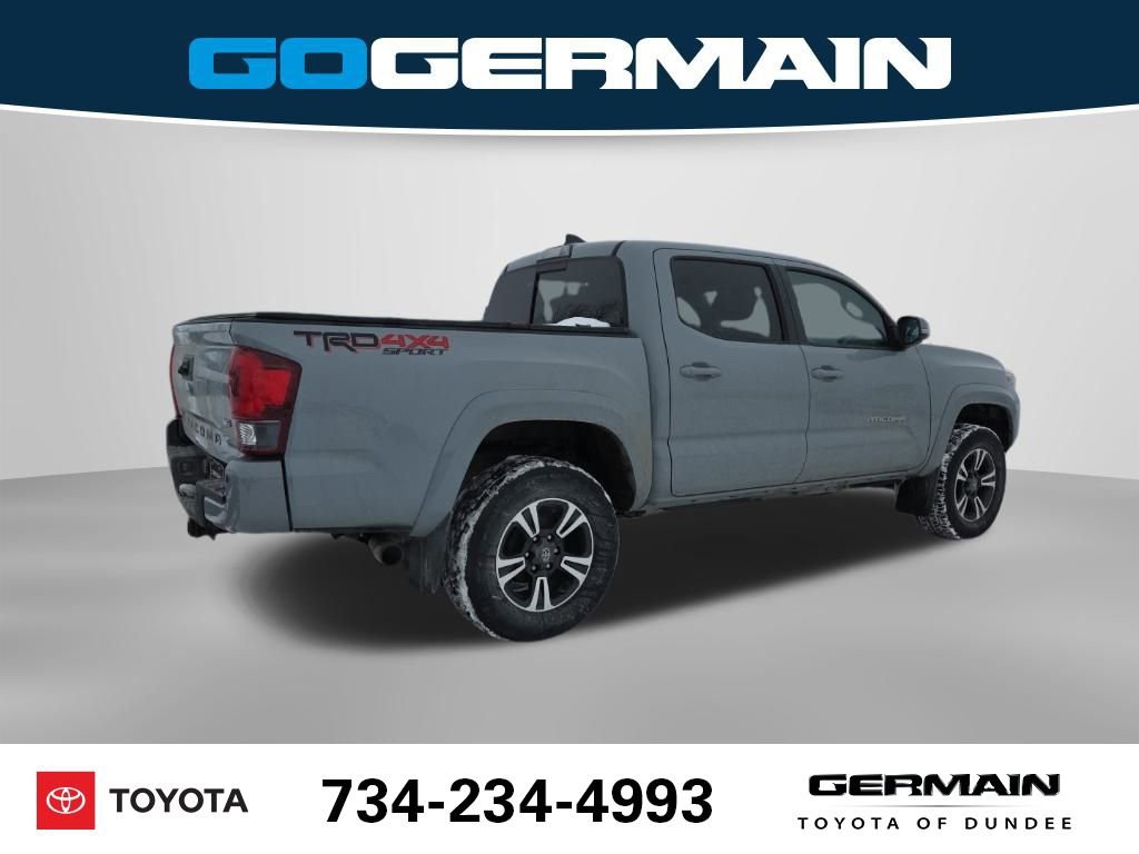 Used 2019 Toyota Tacoma TRD Sport image 8