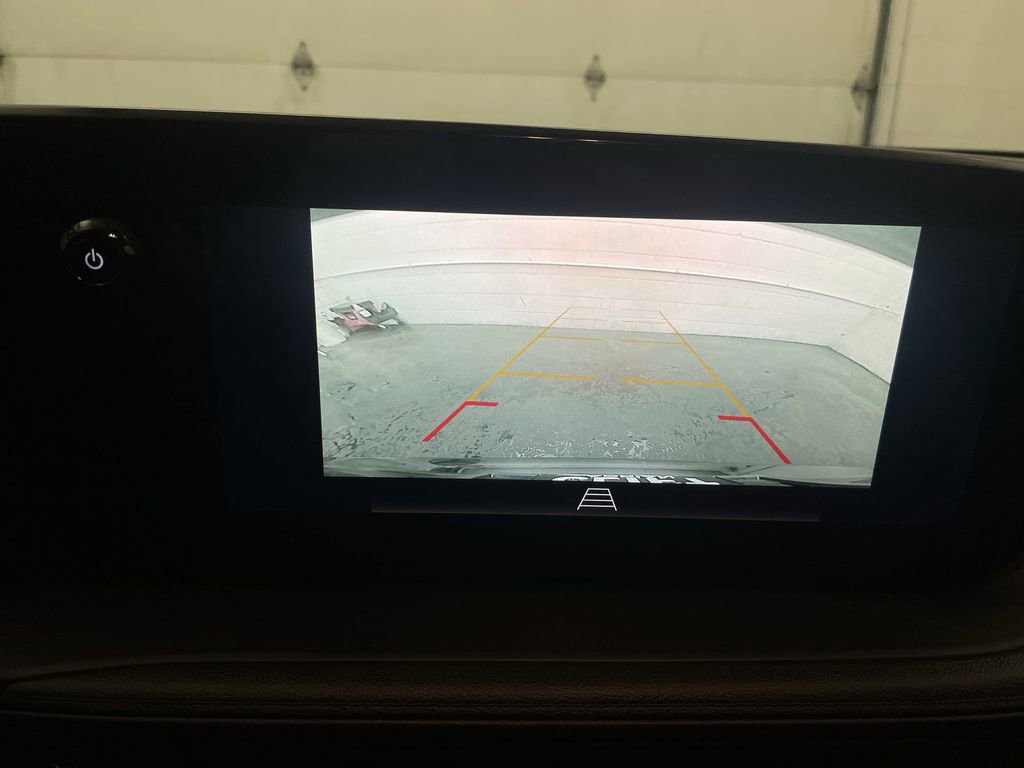 Used 2025 Buick Encore GX Sport Touring w/ Comfort Package image 8