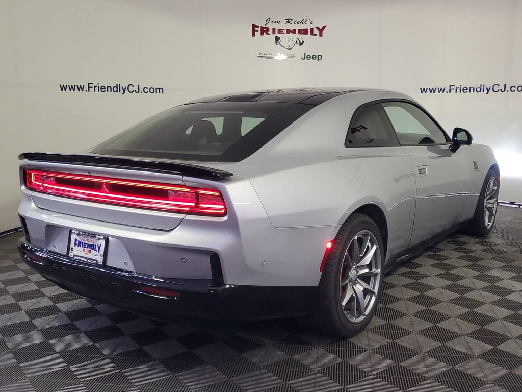 Used 2024 Dodge Charger Daytona Scat Pack w/ Plus Group AWD/4WD video 3