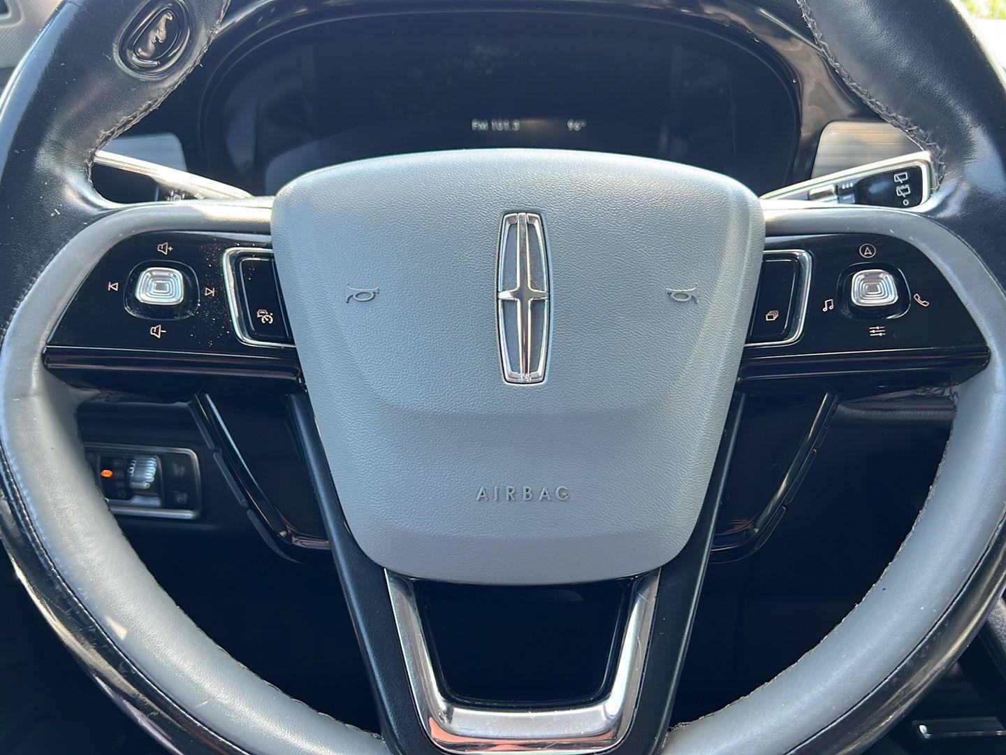 Used 2020 Lincoln Corsair Reserve w/ Equipment Group 201A AWD/4WD image 14