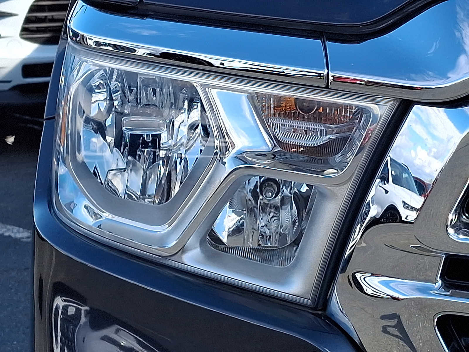 Used 2021 RAM 1500 Big Horn image 7