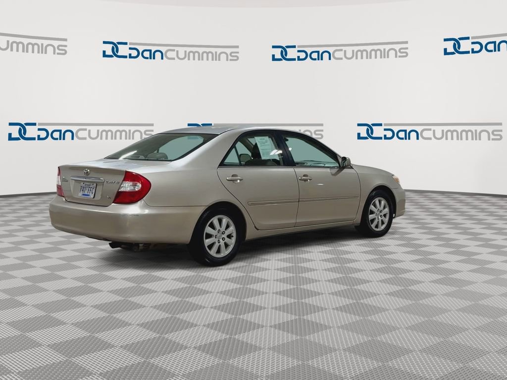 Used 2002 Toyota Camry XLE image 9