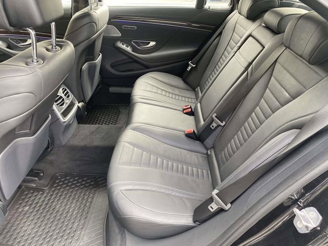 Used 2020 Mercedes-Benz S 560 4MATIC Sedan image 16