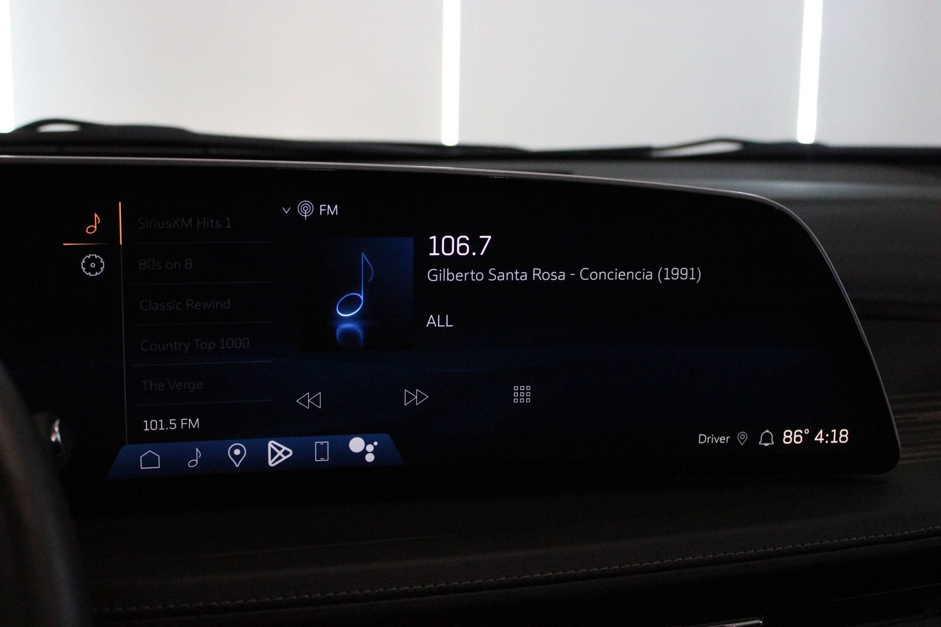 Used 2024 Cadillac XT4 Premium Luxury FWD image 31