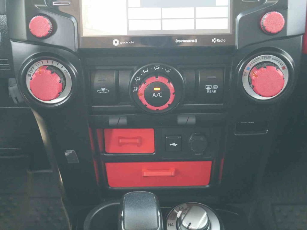 Used 2022 Toyota 4Runner SR5 Premium image 6