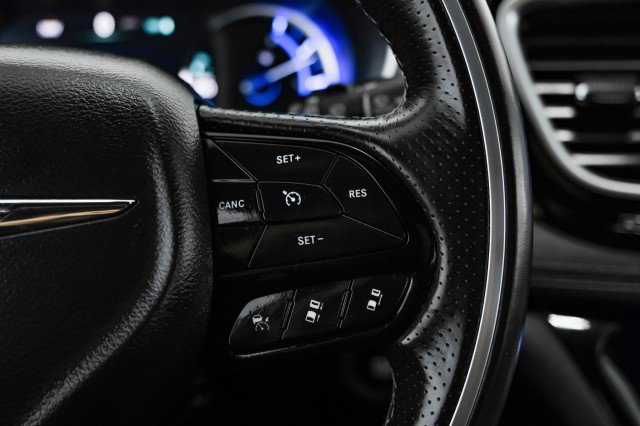 Used 2019 Chrysler Pacifica Limited w/ Advanced Safetytec Group image 16