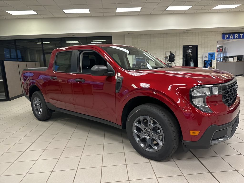 New 2025 Ford Maverick XLT w/ Equipment Group 302A AWD/4WD image 5