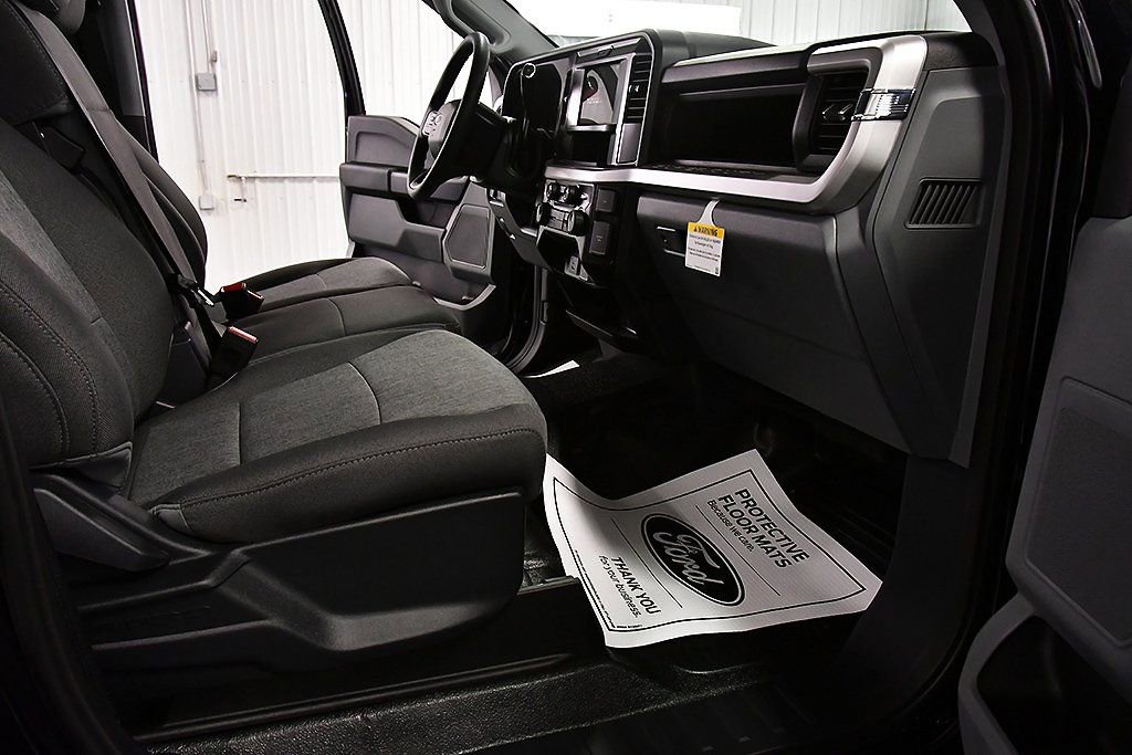 New 2026 Ford F350 XL w/ 360-Degree Camera Package image 29