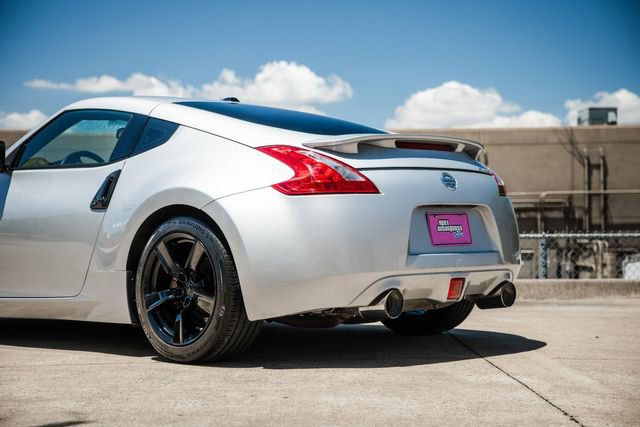 Used 2009 Nissan 370Z Touring w/ Sport Pkg image 48