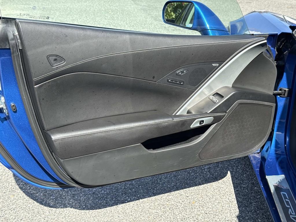 Used 2016 Chevrolet Corvette Z06 w/ 2LZ Preferred Equipment Group image 15