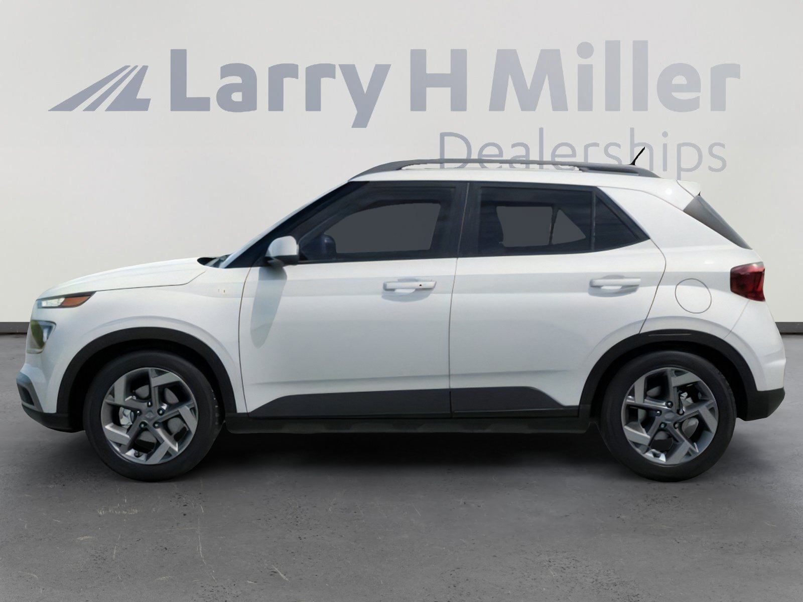 New 2026 Hyundai Venue SEL FWD image 3