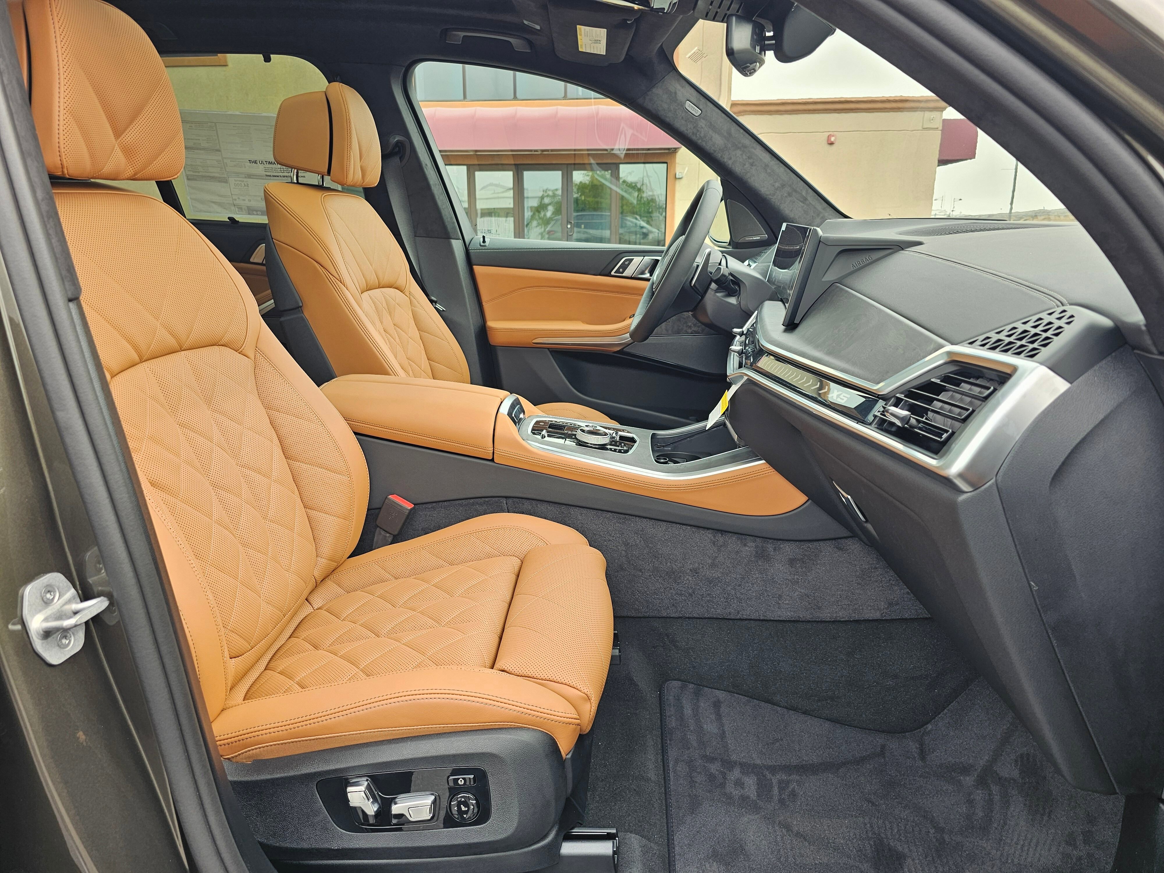 New 2026 BMW X5 xDrive40i w/ Executive Package image 15