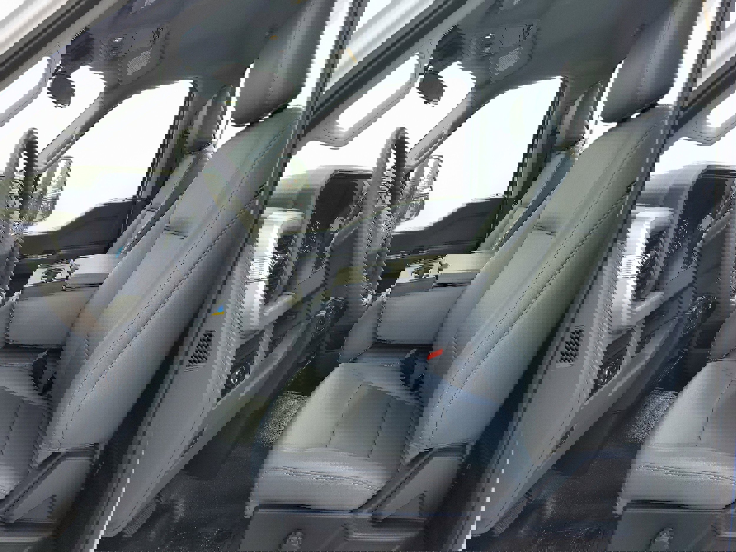 New 2024 Ford F450 XL w/ XL Chrome Package image 9