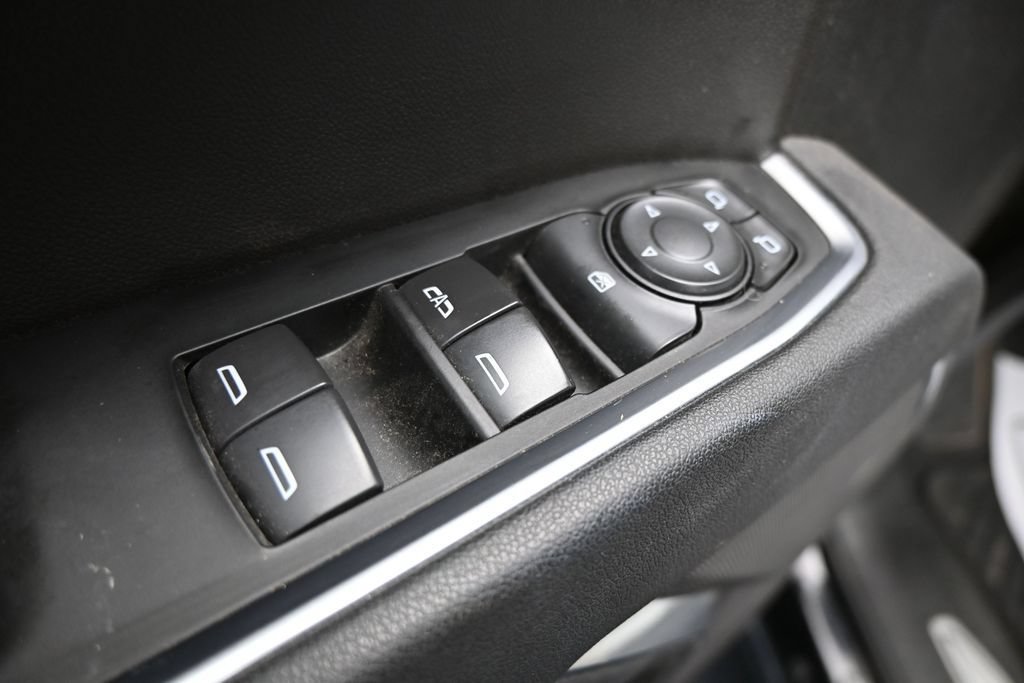 Used 2026 Chevrolet Silverado 1500 LT AWD/4WD image 11