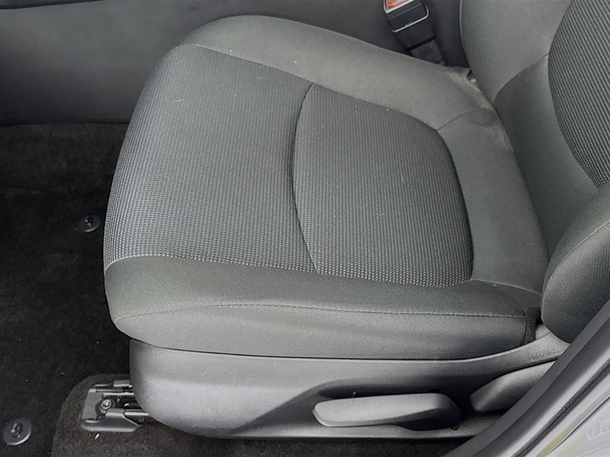 Used 2024 Toyota RAV4 LE image 18