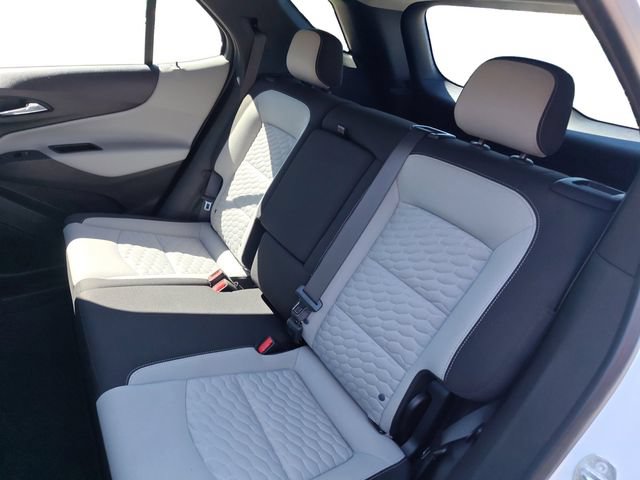 Used 2021 Chevrolet Equinox LS w/ LS Convenience Package AWD/4WD image 13