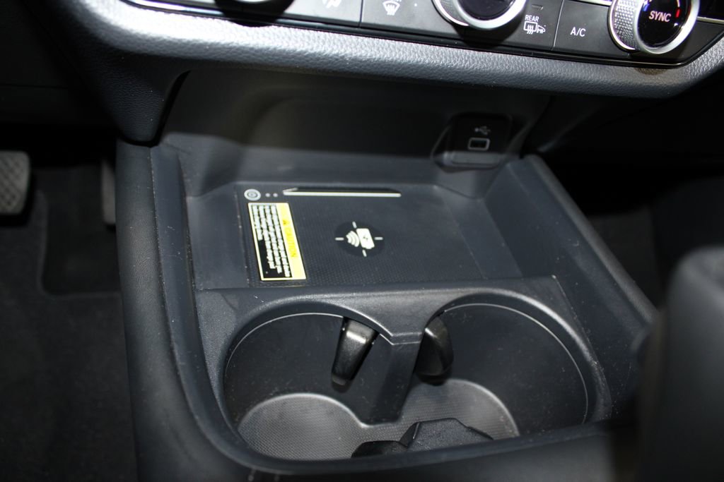 Certified 2024 Honda HR-V EX-L image 32