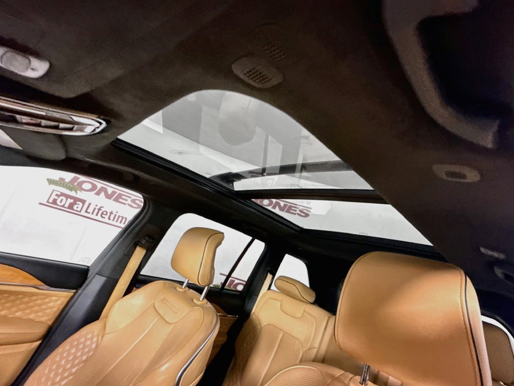 Used 2024 Jeep Grand Cherokee Summit AWD/4WD image 12