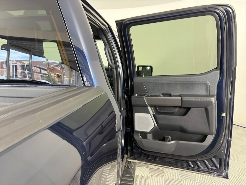 Certified 2025 Ford F150 Lariat w/ Equipment Group 502A High image 30