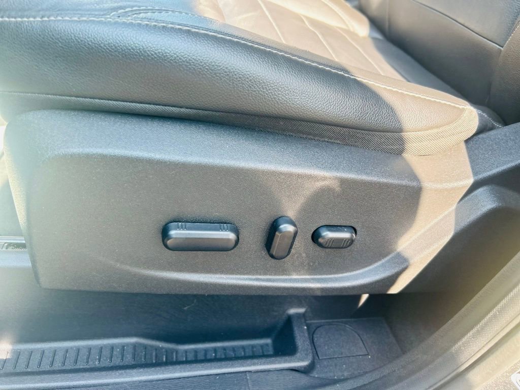 Used 2014 Ford Escape Titanium w/ Equipment Group 401A image 24