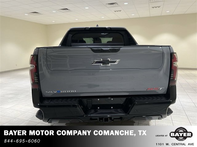 New 2025 Chevrolet Silverado EV RST image 4