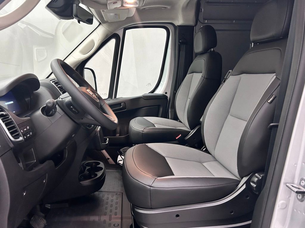 New 2026 RAM ProMaster 3500 w/ Quick Order Package 22G SLT image 12