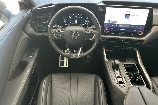 Used 2025 Lexus TX 500h AWD w/ Technology Package image 17