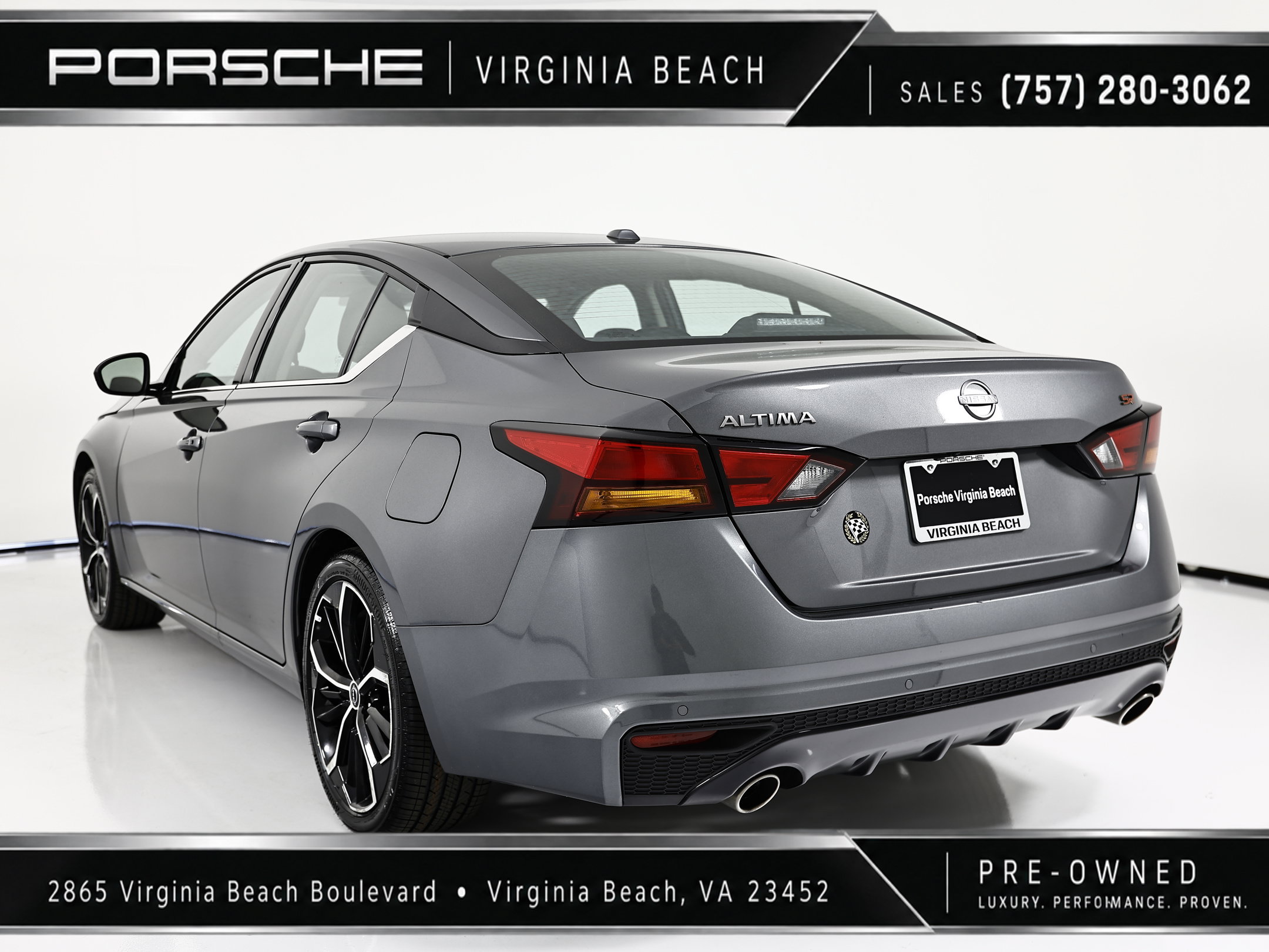 Used 2025 Nissan Altima 2.5 SR FWD image 3