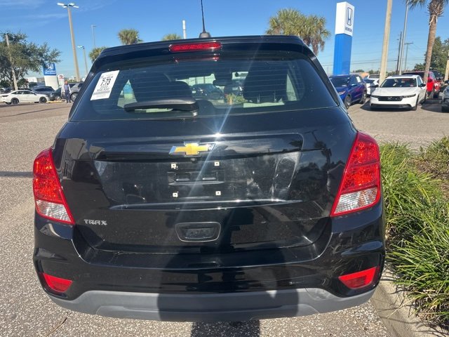 Used 2020 Chevrolet Trax LS image 41