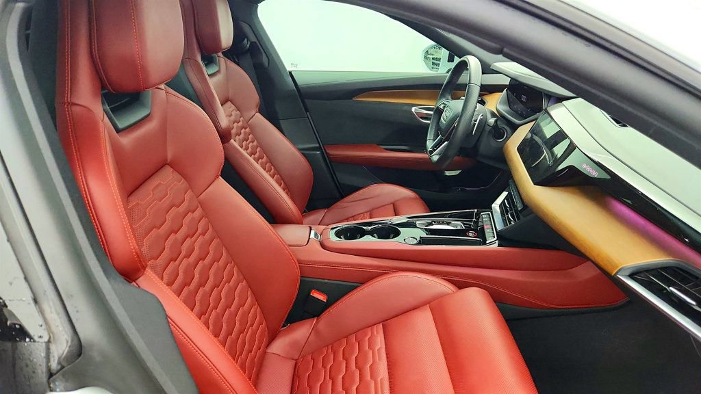 Used 2024 Audi e-tron GT Premium Plus w/ Executive Package AWD/4WD image 24