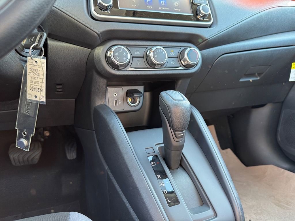 New 2025 Nissan Versa S w/ Trunk Package FWD image 20