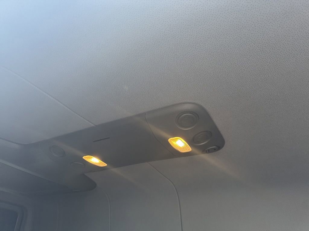 Used 2022 Mercedes-Benz Sprinter 2500 image 34