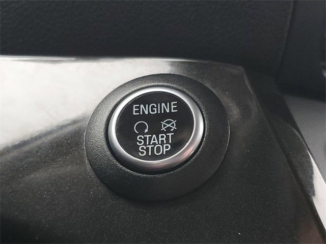 Used 2017 Ford Escape Titanium image 16