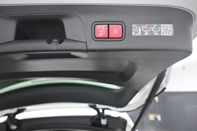 Certified 2026 Mercedes-Benz GLS 450 4MATIC image 27