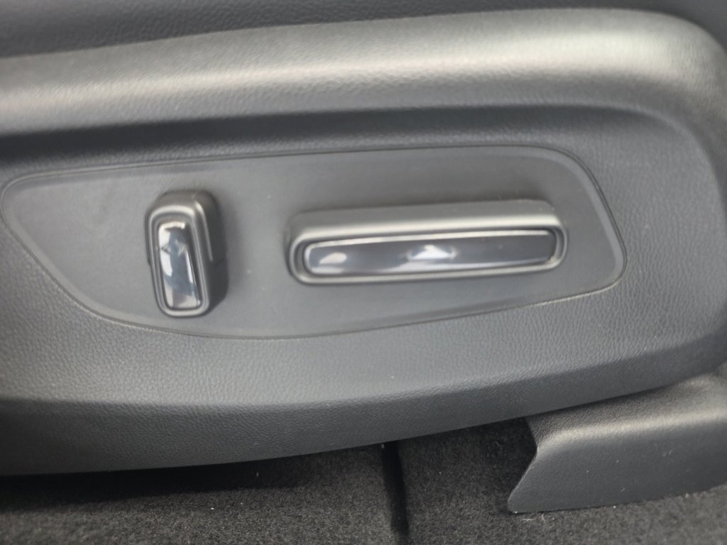 Used 2026 Honda CR-V EX-L image 10