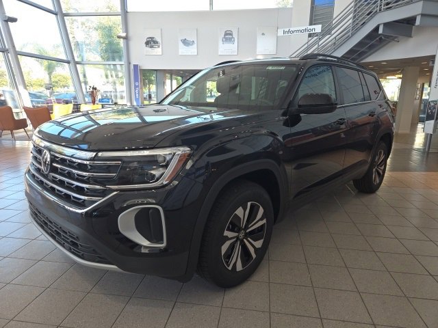 New 2026 Volkswagen Atlas SE image 3