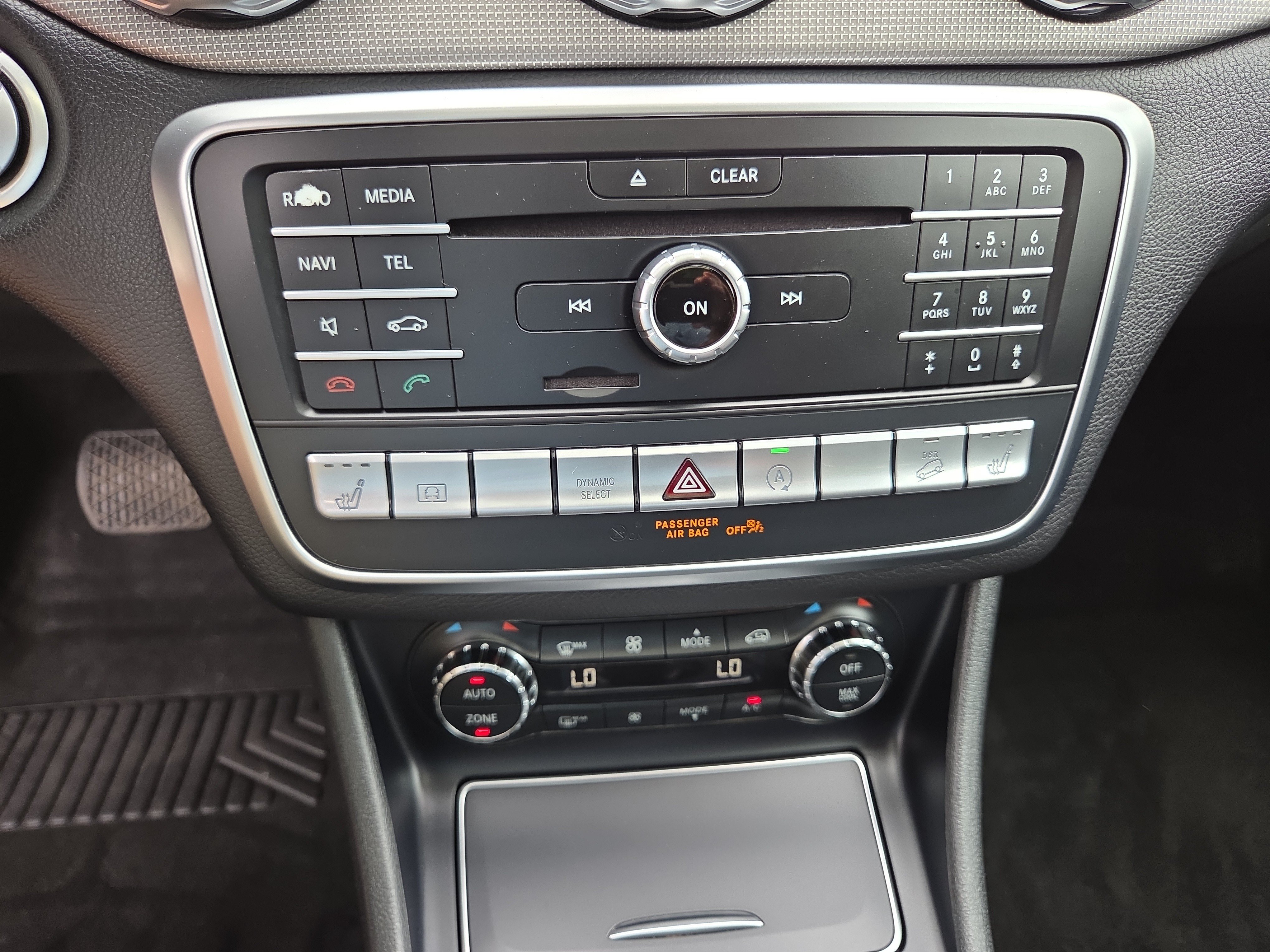 Used 2018 Mercedes-Benz GLA 250 4MATIC image 28