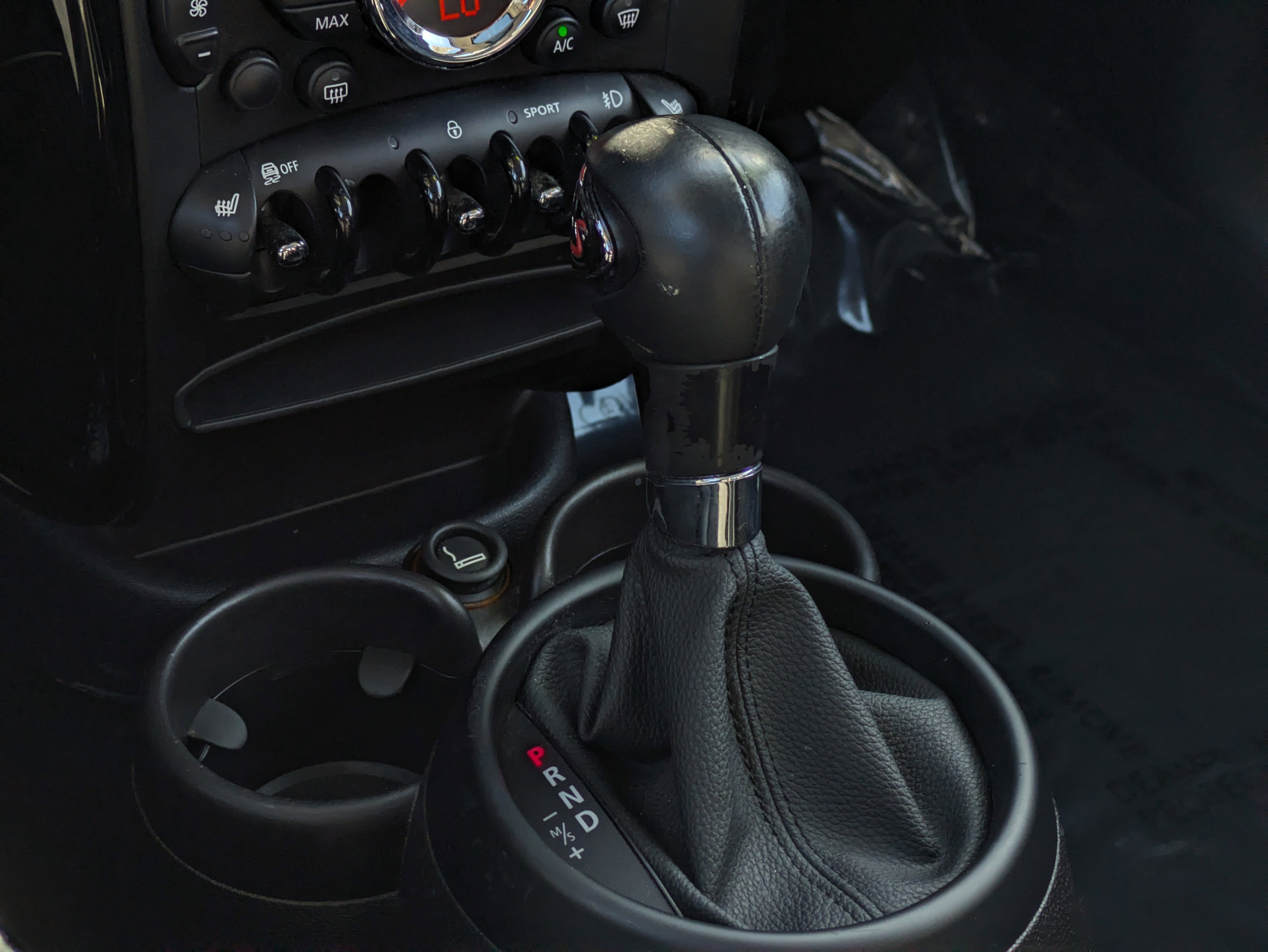 Used 2013 MINI Cooper Paceman S image 25