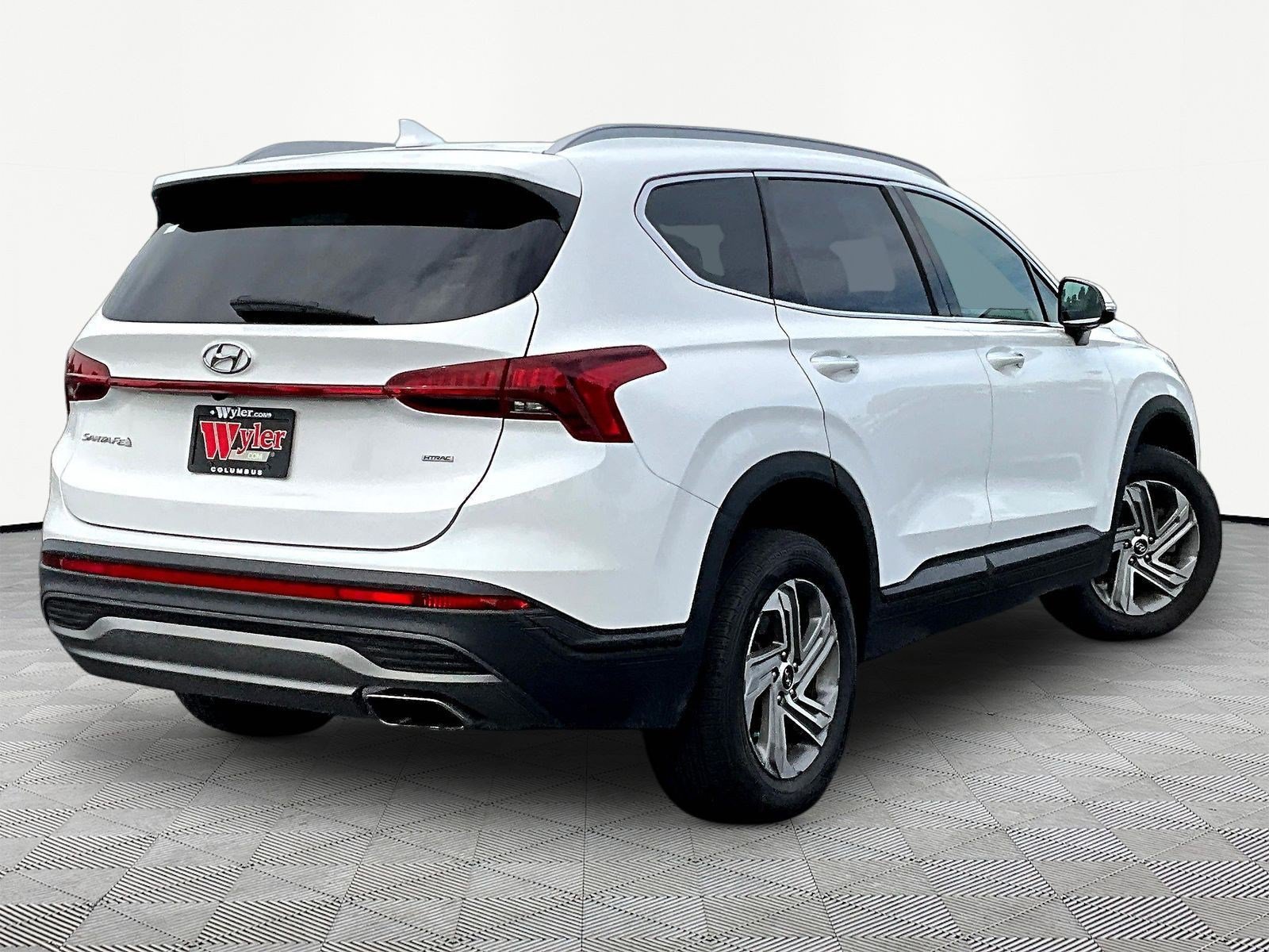 Used 2023 Hyundai Santa Fe SEL AWD/4WD image 6