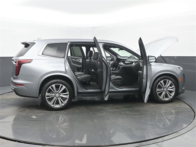 Certified 2025 Cadillac XT6 Premium Luxury image 59