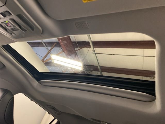 Used 2022 Toyota Highlander XLE image 14