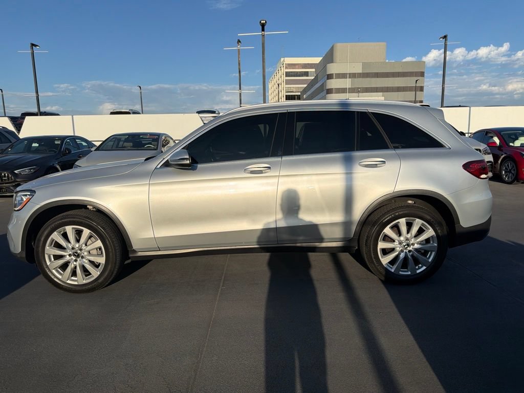 Used 2020 Mercedes-Benz GLC 300 image 2
