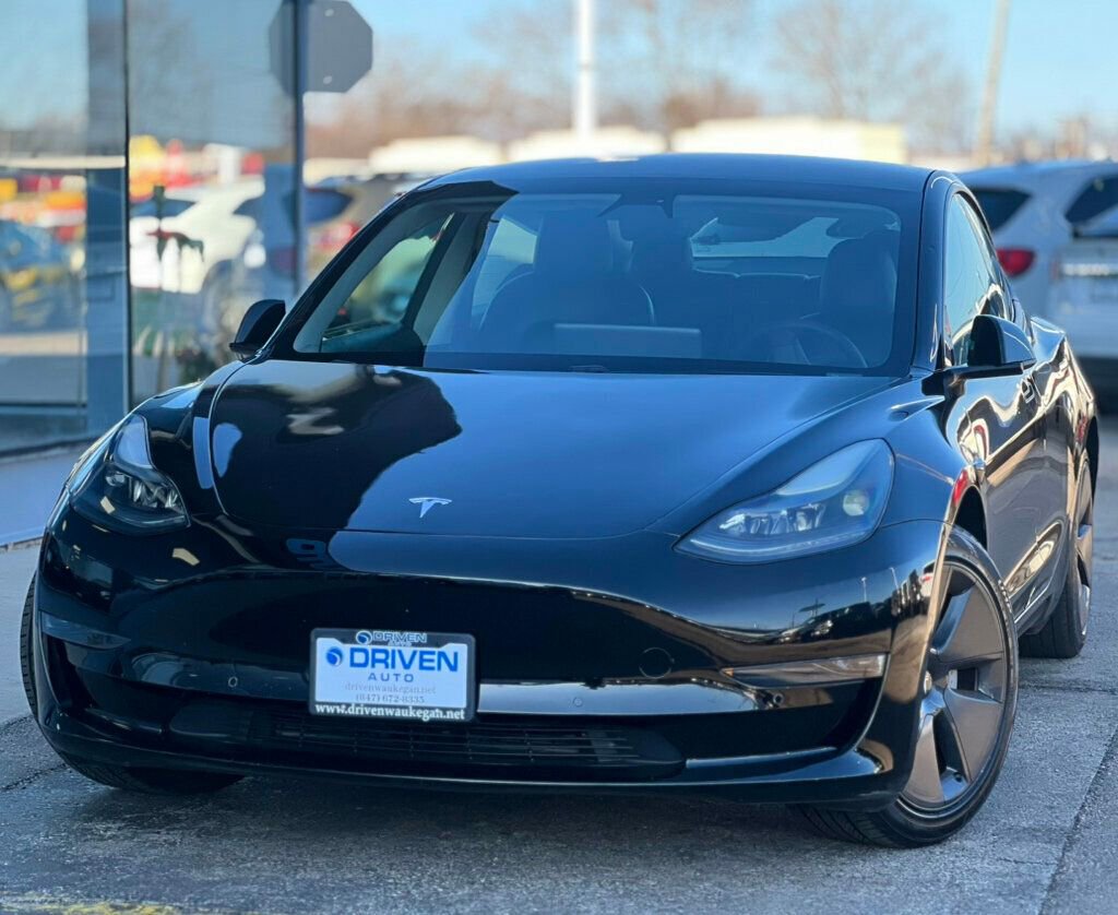 Used 2021 Tesla Model 3 Standard Range Plus image 34