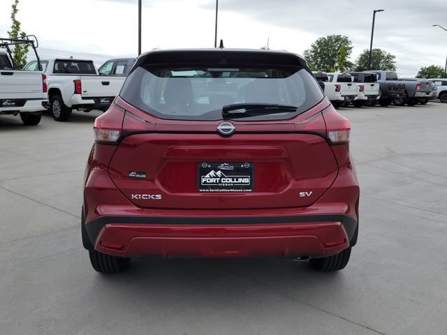 Used 2024 Nissan Kicks SV FWD image 4