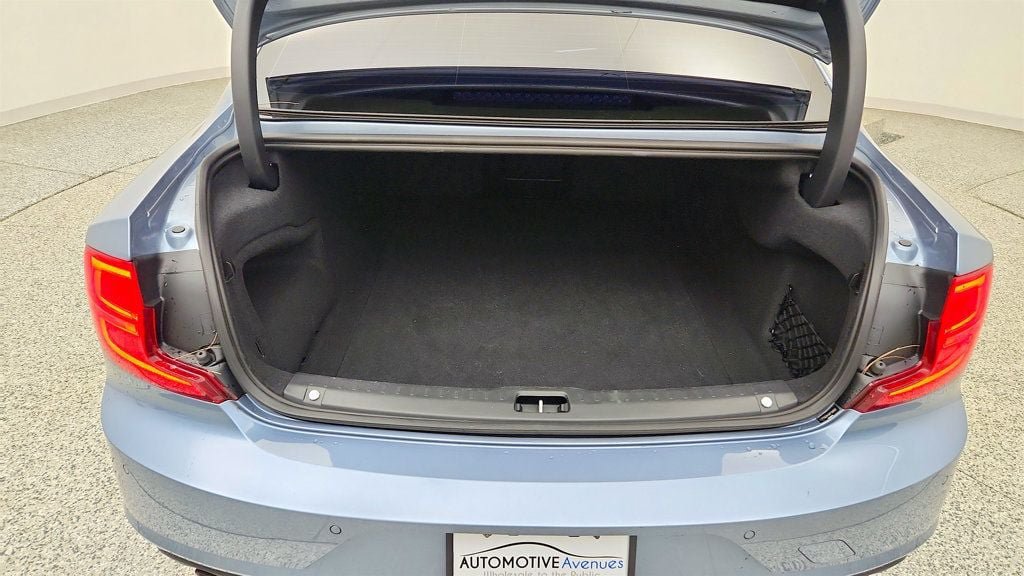 Used 2019 Volvo S90 T5 Momentum FWD image 22