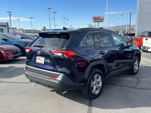 Used 2025 Toyota RAV4 XLE AWD/4WD image 11