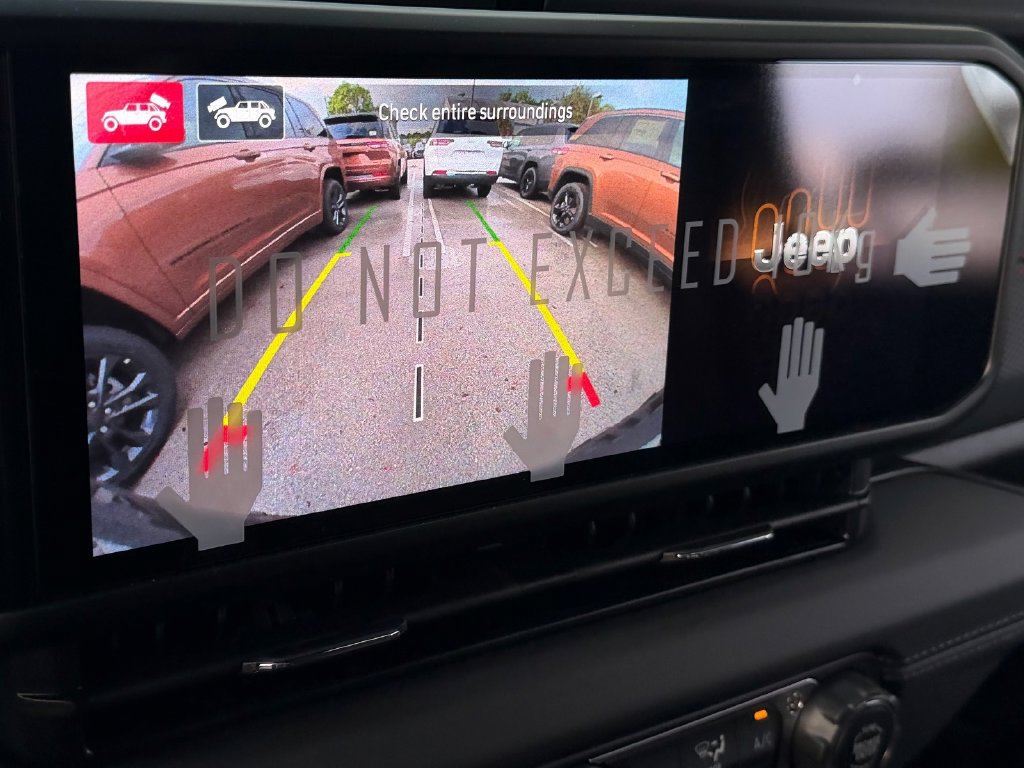 New 2027 Jeep Wrangler Unlimited Sahara AWD/4WD image 18