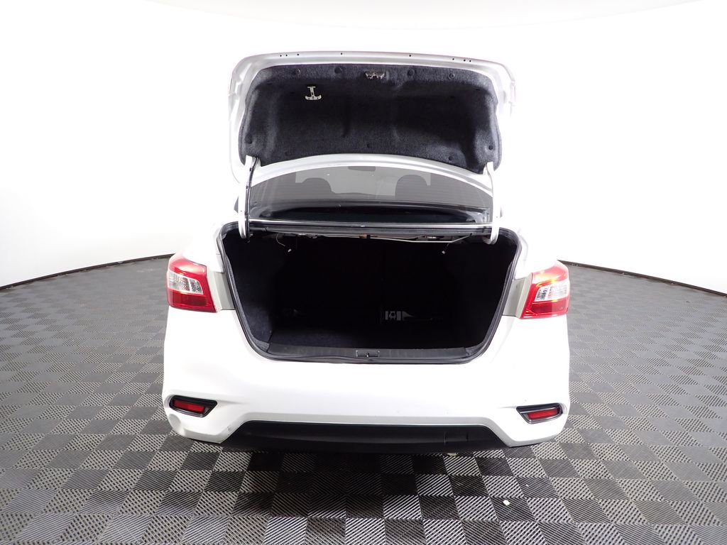 Used 2019 Nissan Sentra SV FWD image 12